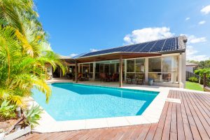 Solar Pool Supply Rebrand Fokus Pada Lifestyle & Keberlanjutan