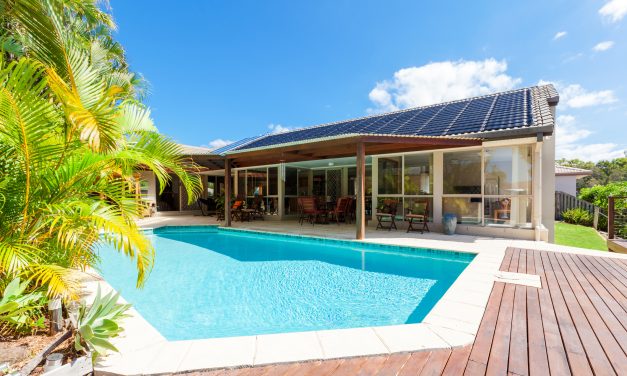 Solar Pool Supply Rebrand Fokus Pada Lifestyle & Keberlanjutan