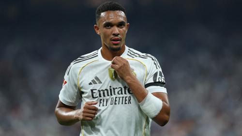 Alexander-Arnold Bayar Tuntas Kesalahan Terlambat Latihan