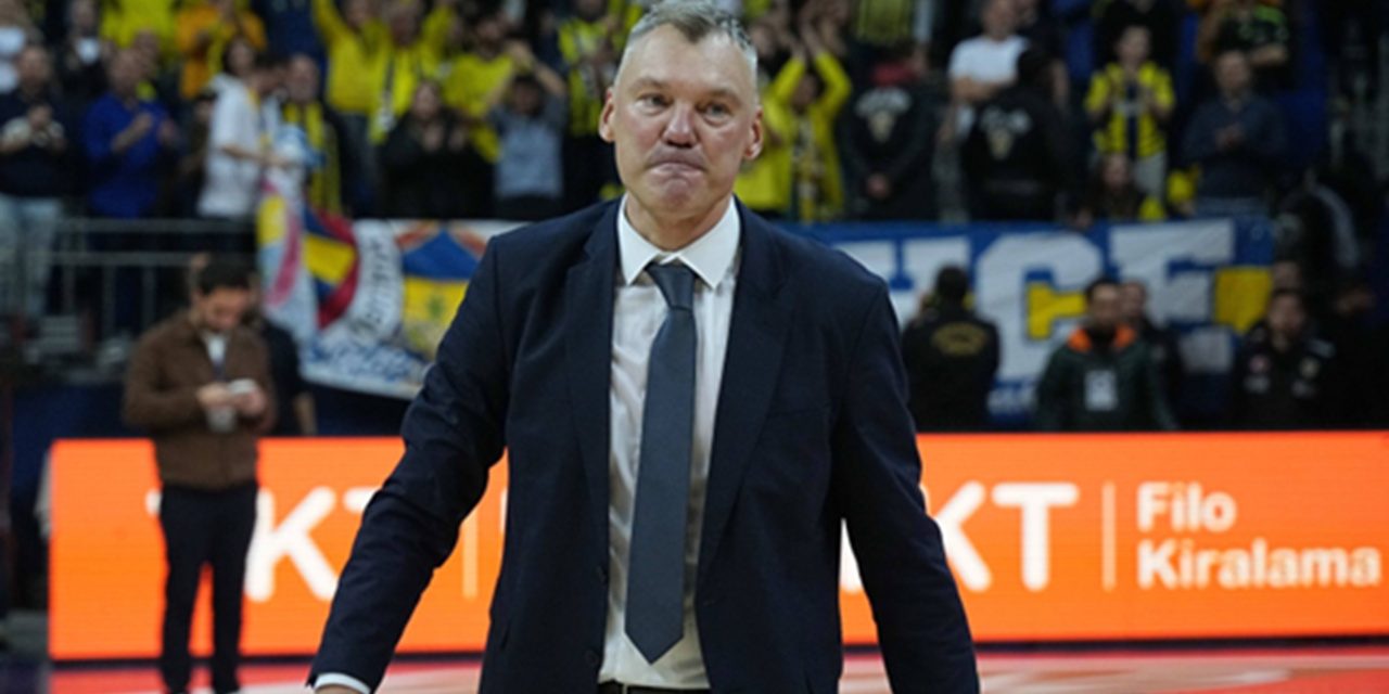 Pelatih Fenerbahce Basket Terjebak Masalah Perjalanan