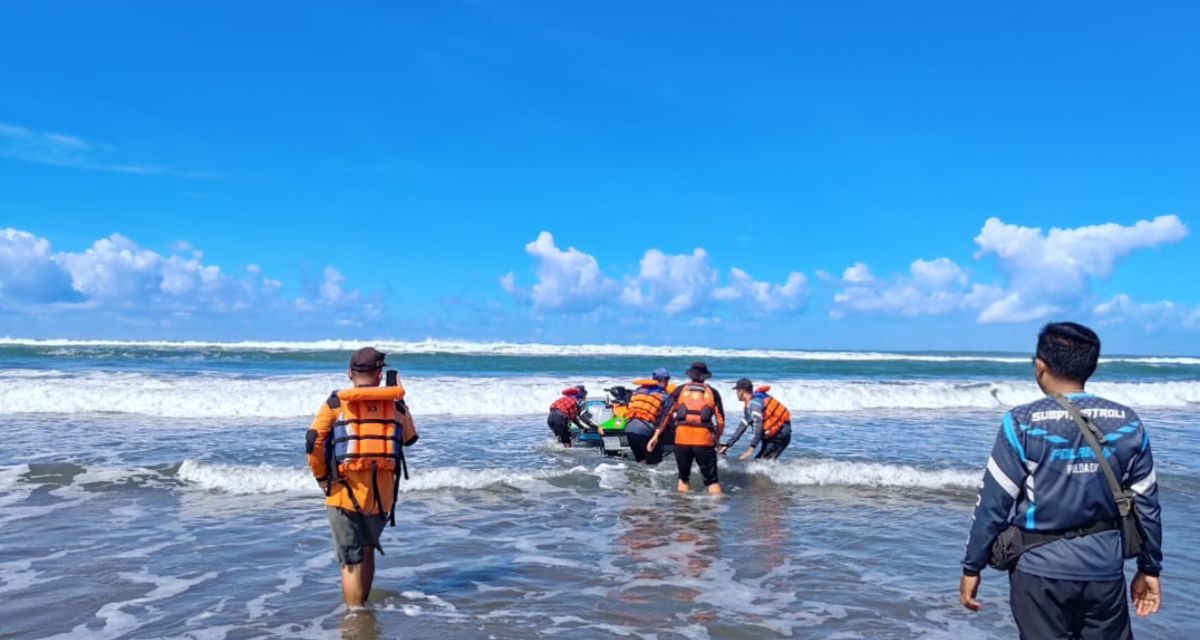 Tiga Wisatawan Terseret Ombak Di Pantai Gunungkidul
