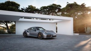 Porsche 911 Hybrid: Performa Mesin Boxer Tetap Dominan