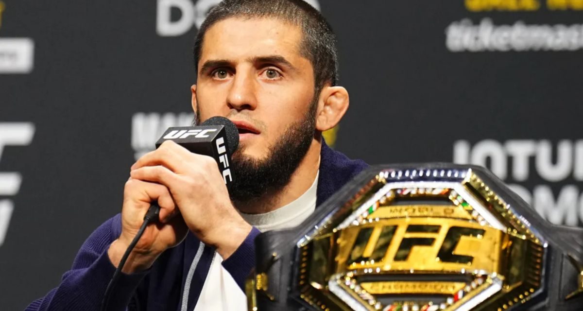 Islam Makhachev Pertahankan Sabuk Juara Kelas Ringan UFC