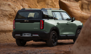 BAIC BJ30 Hybrid: SUV Off-Road Tangguh Berteknologi Listrik