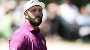 Jon Rahm Amankan Podium Tiga Besar Usai Duel Sengit