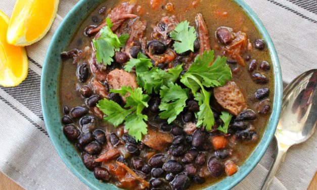 Mengenal Feijoada Brasil: Rebusan Kacang Hitam Dan Daging