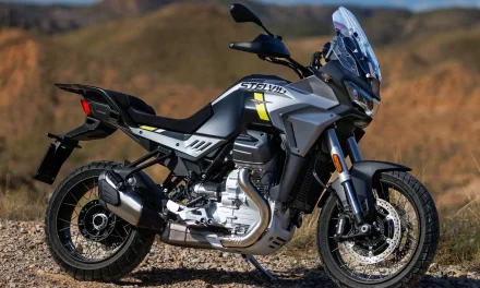 Moto Guzzi Stelvio: Adventure Bike Berfitur Radar Depan-Belakang