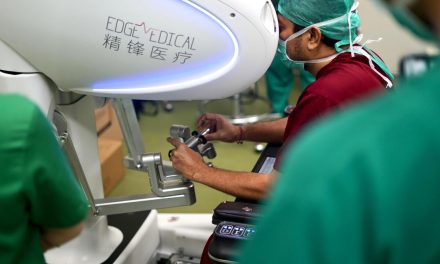 RSCM Sukses Lakukan Operasi Bedah Robotik Jarak Jauh