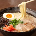 Ramen Shoyu Tokyo: Mi Kaldu Kecap Asin Jernih Beraroma Wijen