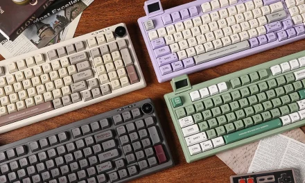 Epomaker RT100 Gen 2: Keyboard Mechanical Berlayar TV Retro