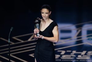 Aitana Bonmatí Sabet Penghargaan Pemain Terbaik UEFA