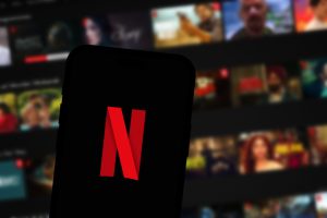 Jadwal Netflix Agustus: Ada Ghost In The Cell Dan Our Sticky Love