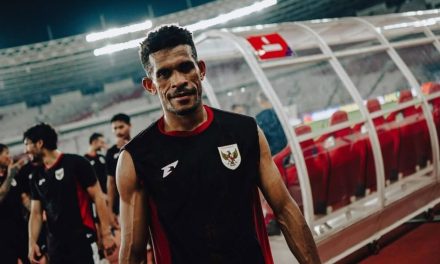 Ricky Kambuaya Tampil Jadi Komando Lini Tengah Dewa United