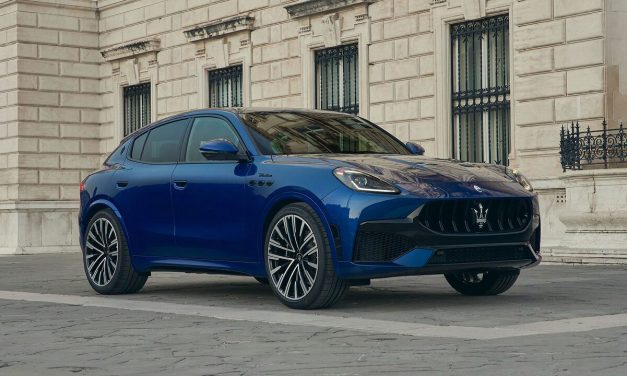 Maserati Grecale Modena Hybrid: SUV Italia Bawa Intelligent AWD